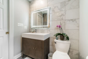 Horvath 22 300x200 - 4 Ways to Maximize Your Small Bathroom
