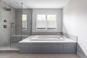 Guthrie 4 300x200 - Bathroom Remodeling: Types of Tubs